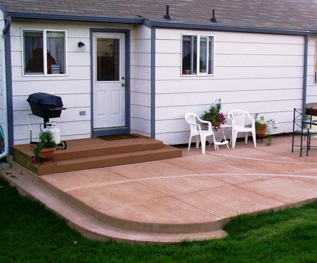 , using her considerable expertise, designed her own patio.