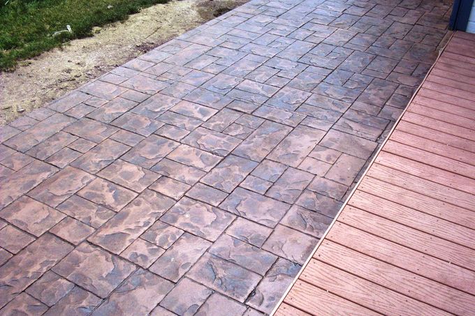 Cut ashlar slate patio